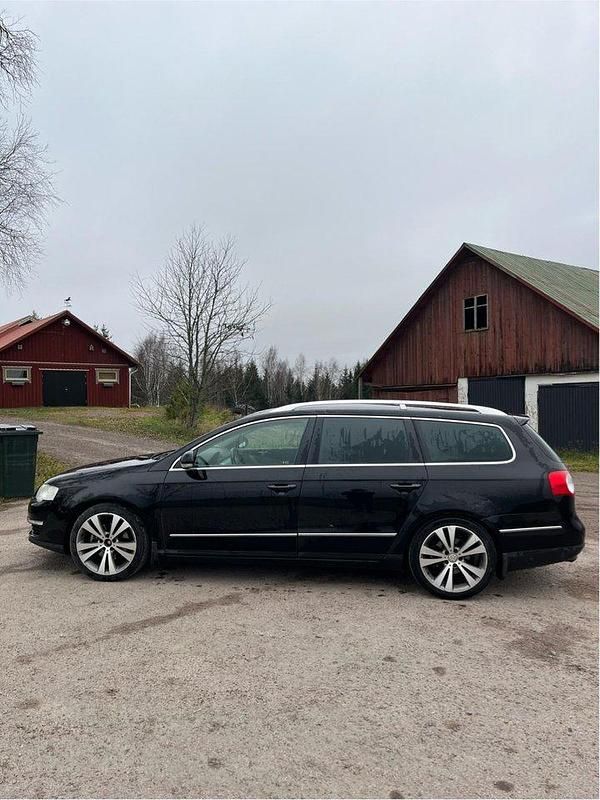 Svart Begagnad 2008 VW Passat Sportline Kombi | 16 000 kr (Marknadspris) - Bild 1/4