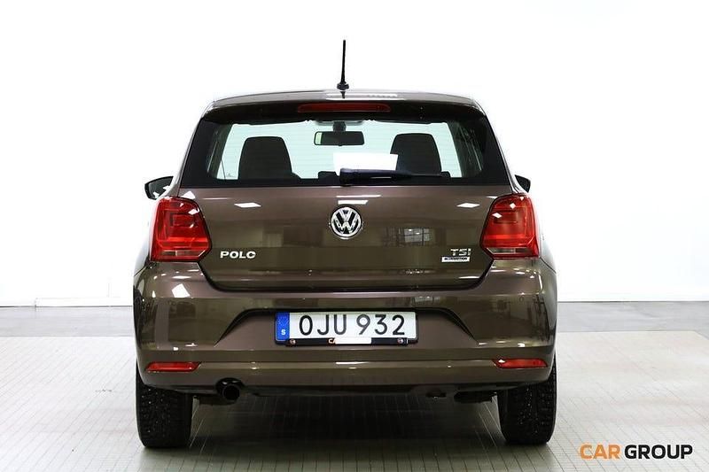 Begagnad VW Polo 90 HK (66 kW) 2017 Brun Halvkombi