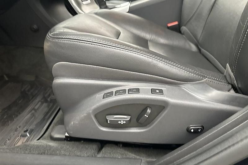 Begagnad Volvo S60 2016 Blå Sedan