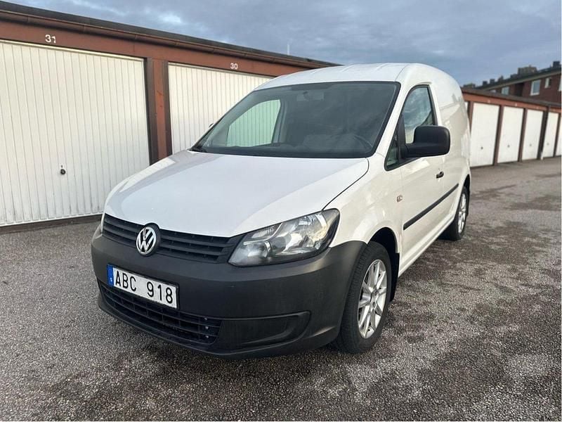 Vit Begagnad 2012 VW Caddy Minibuss | 49 900 kr (Superpris) - Bild 1/4