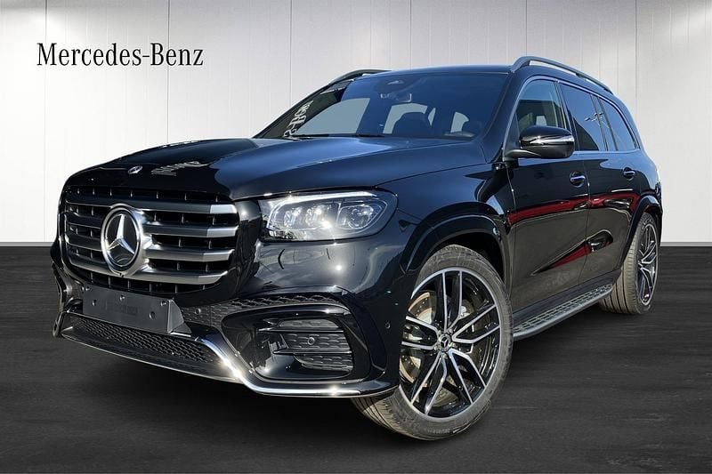 Ny 2025 Mercedes GLS450 AMG line SUV | 1 239 100 kr (Marknadspris) - Bild 1/4