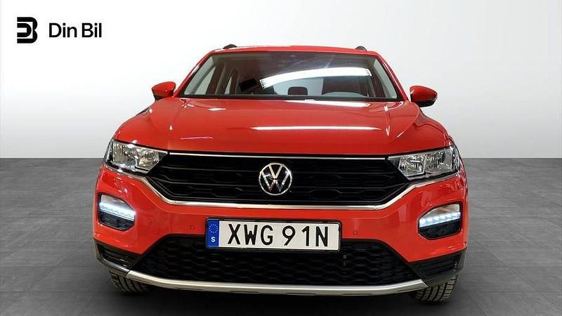 Begagnad VW T-Roc 150 HK (110 kW) 2020 Röd SUV