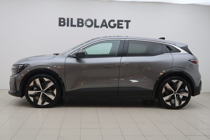 Grå Ny 2024 Renault Mégane Techno Halvkombi | 479 500 kr (Marknadspris) - Bild 1/4