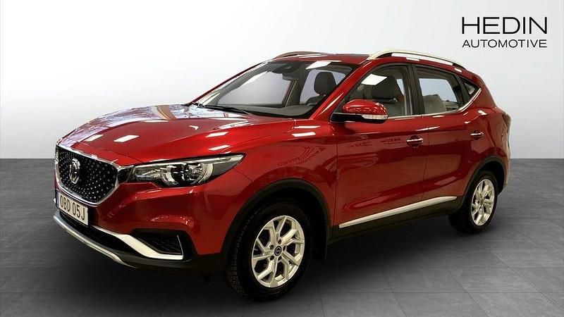 Begagnad MG ZS Luxury 105 kW (143 HK) 2020 Röd SUV