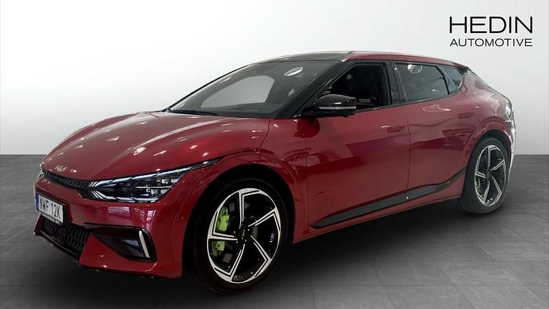 Röd (red) Begagnad 2023 Kia EV6 SUV | 589 900 kr (Dyr) - Bild 1/4