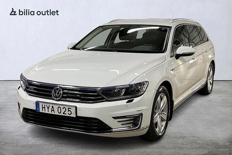 Begagnad VW Passat GTE 2018 Vit Kombi