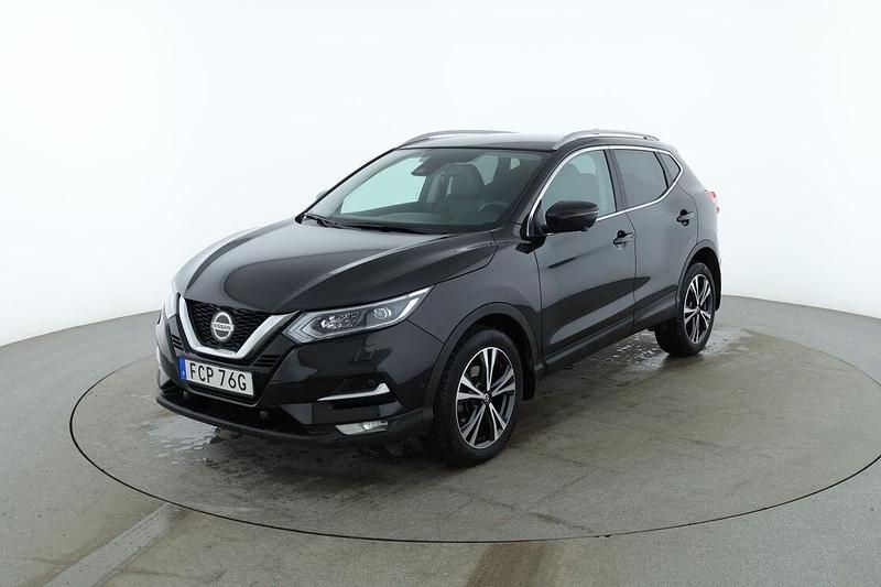 Svart Begagnad 2019 Nissan Qashqai N-Connecta SUV | 199 000 kr (Marknadspris) - Bild 1/3