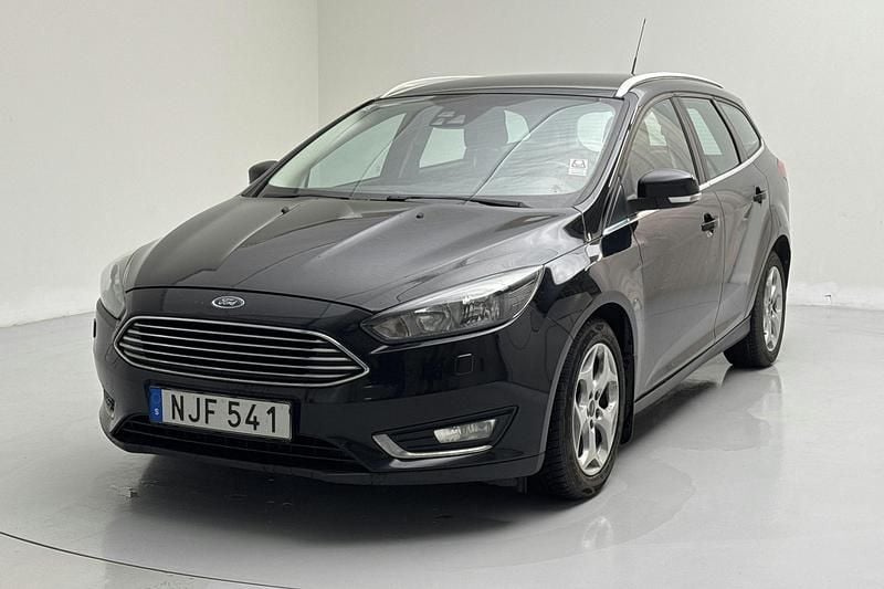 Svart Begagnad 2016 Ford Focus Titanium Kombi | 76 000 kr (Bra pris) - Bild 1/4