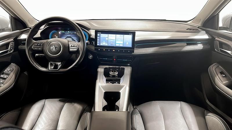 Begagnad MG MG5 EV Luxury 114 kW (156 HK) 2022 Grå Kombi