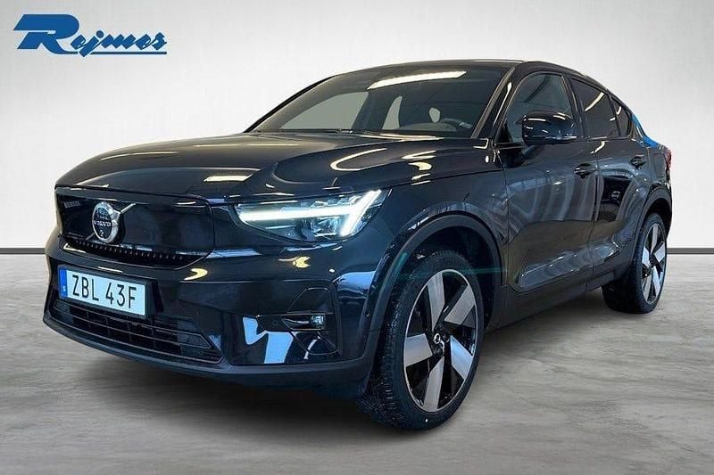 Begagnad Volvo EC40 Ultimate 325 kW (442 HK) 2023 Svart SUV