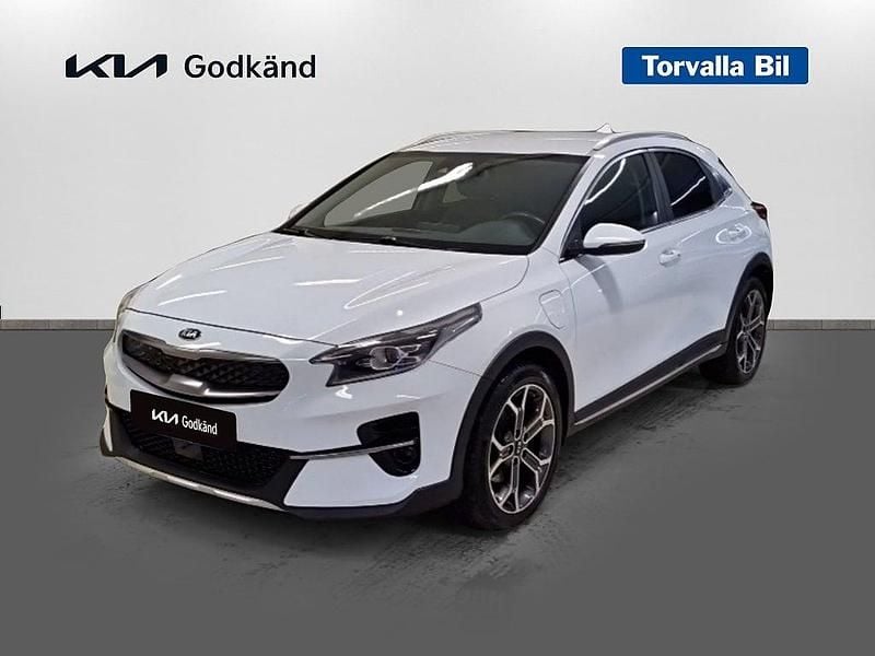 Vit Begagnad 2021 Kia XCeed Advance SUV | 199 900 kr (Marknadspris) - Bild 1/3