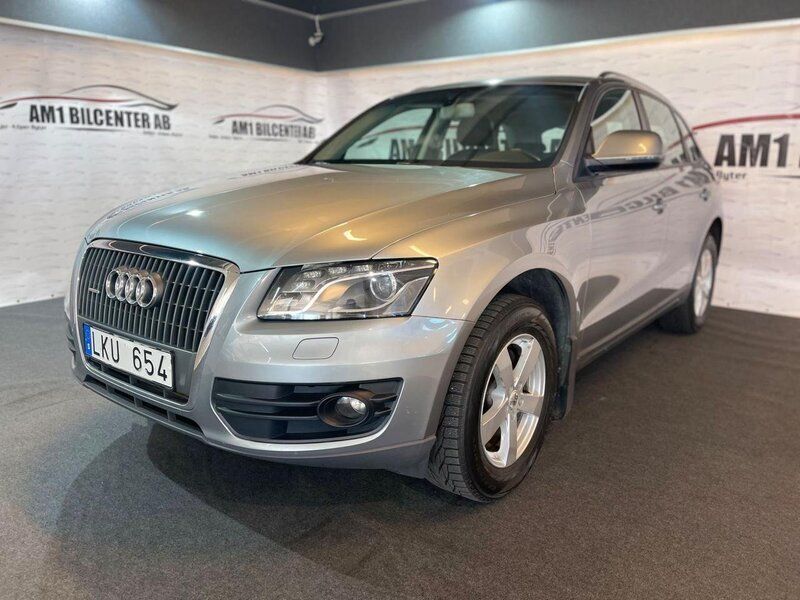 Grå Begagnad 2012 Audi Q5 Proline SUV | 169 900 kr (Dyr) - Bild 1/4