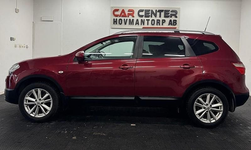 Begagnad Nissan Qashqai +2 141 HK (103 kW) 2011 Röd SUV