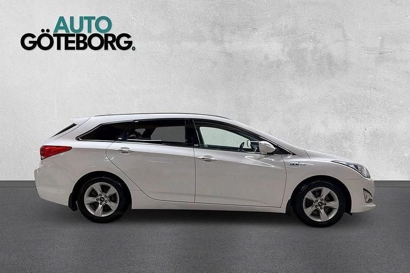 Begagnad Hyundai i40 GO! 136 HK (100 kW) 2014 Vit Kombi