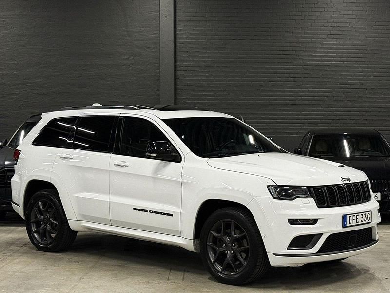 Vit Begagnad 2019 Jeep Grand Cherokee Limited SUV | 299 900 kr (Lite dyr) - Bild 1/4