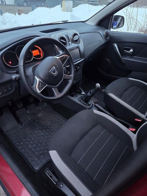 Begagnad Dacia Sandero Stepway 90 HK (66 kW) 2017