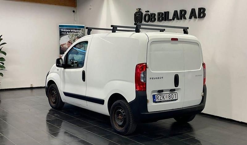 Begagnad Peugeot Bipper 68 HK (50 kW) 2008 Minibuss