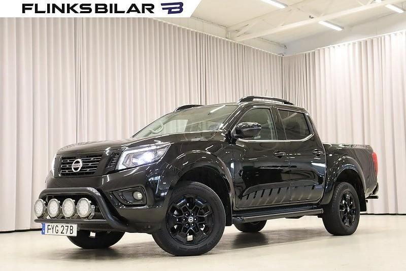 Begagnad Nissan Navara N-Guard 190 HK (139 kW) 2021 Svart (svart metallic) Pickup