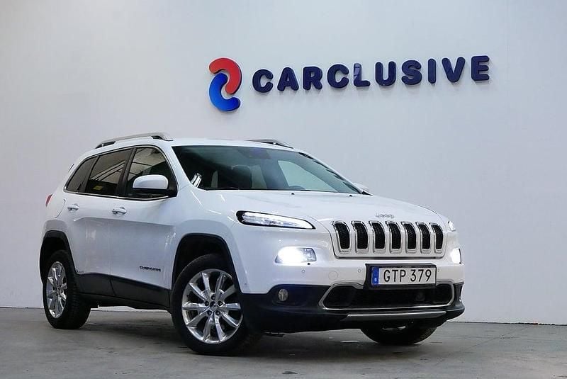Vit Begagnad 2015 Jeep Cherokee Limited SUV | 129 900 kr (Marknadspris) - Bild 1/4