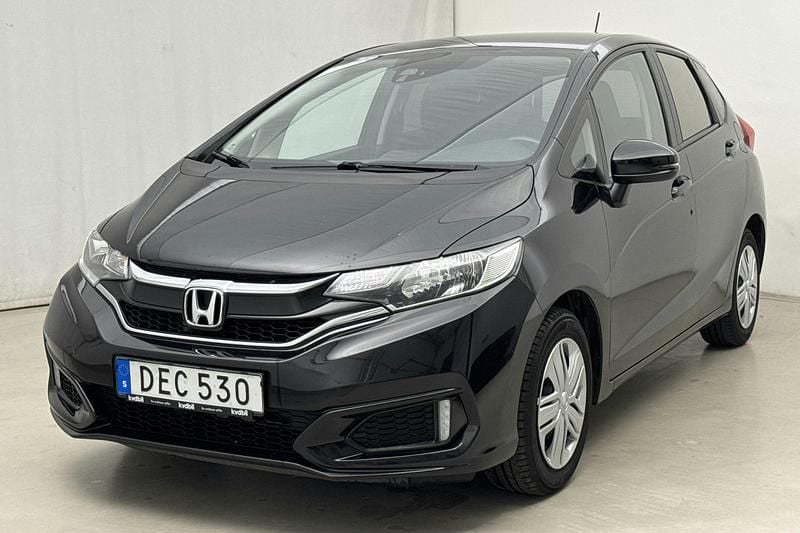 Svart Begagnad 2018 Honda Jazz Halvkombi | 98 800 kr (Marknadspris) - Bild 1/4