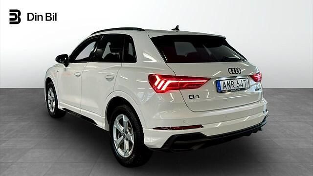 Begagnad Audi Q3 S-Line 245 HK (180 kW) 2023 Ibisvit SUV
