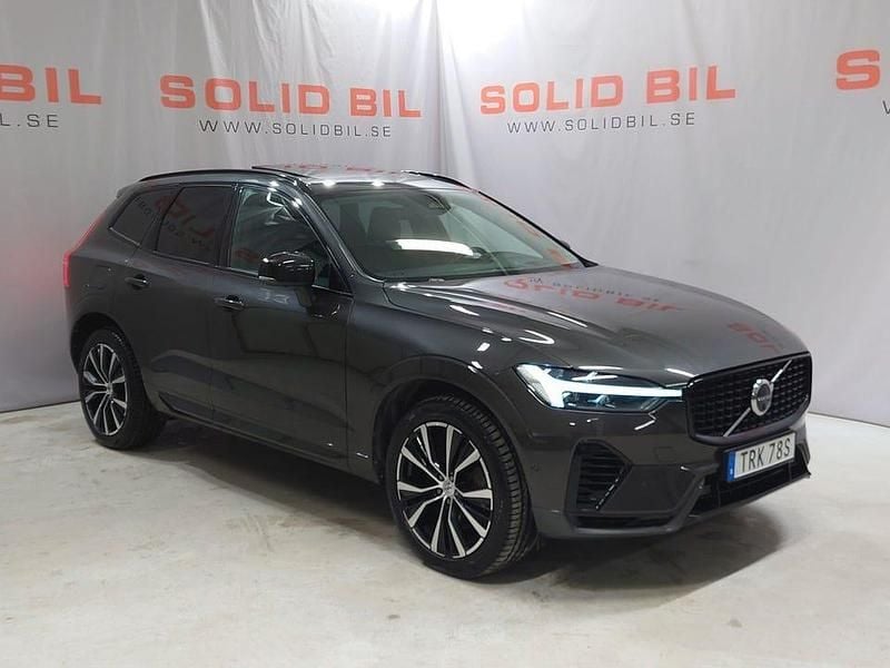 Begagnad Volvo XC60 Ultimate 350 HK (257 kW) 2023 Platinum grey SUV