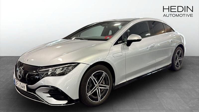 Silver Begagnad 2022 Mercedes EQE350 AMG line Sedan | 509 900 kr (Superpris) - Bild 1/4
