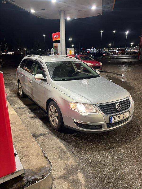 Begagnad 2008 VW Passat Kombi | 26 999 kr (Lite dyr) - Bild 1/4