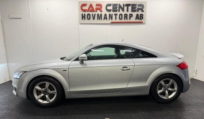 Begagnad Audi TT S-Line 170 HK (125 kW) 2008 Silver Sportkupé
