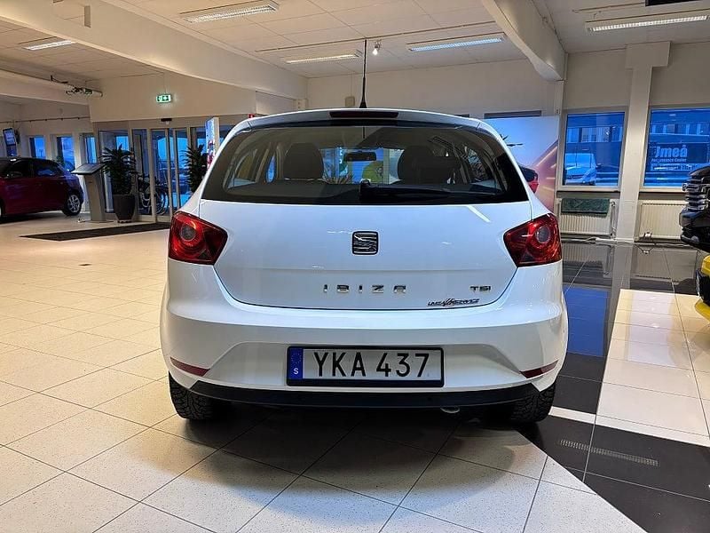 Begagnad Seat Ibiza Style 90 HK (66 kW) 2017 Vit Halvkombi
