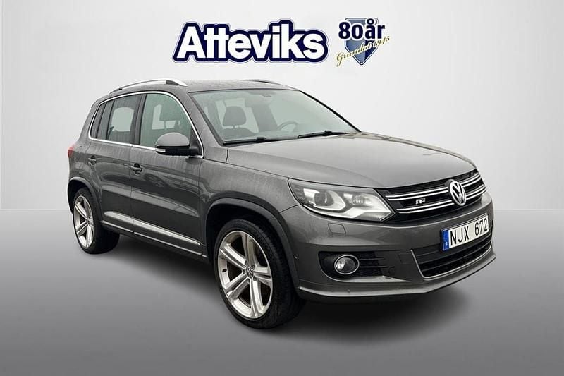 Mörkgrå (grå) Begagnad 2013 VW Tiguan R-line SUV | 115 000 kr (Superpris) - Bild 1/4
