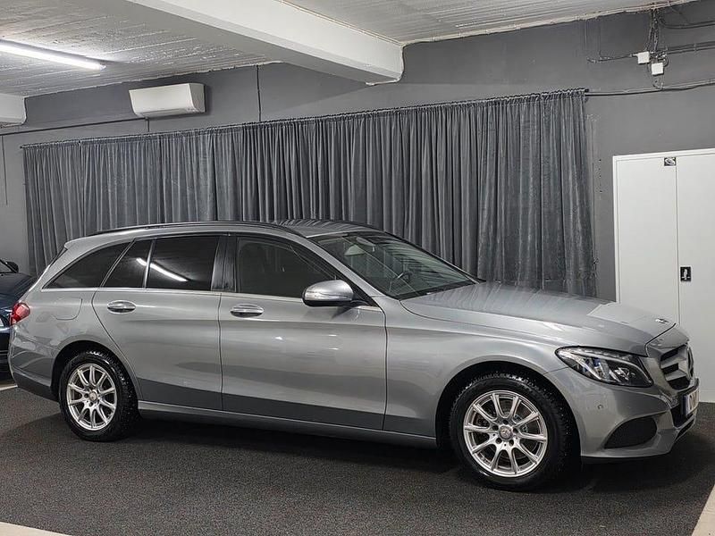 Begagnad Mercedes C220 170 HK (125 kW) 2014 Silver Kombi