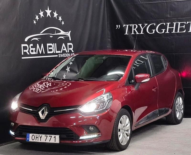 Okänd Begagnad 2016 Renault Clio IV Halvkombi | 74 800 kr (Marknadspris) - Bild 1/4