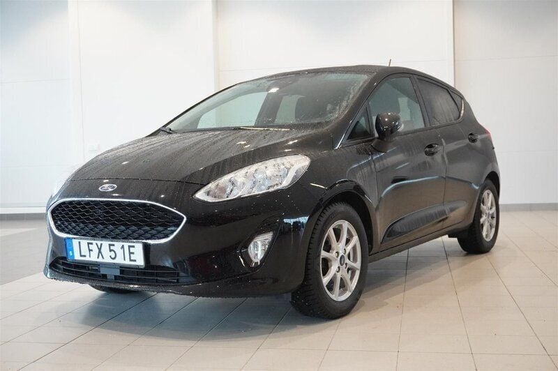 Begagnad Ford Fiesta Titanium 101 HK (74 kW) 2019 Svart Halvkombi
