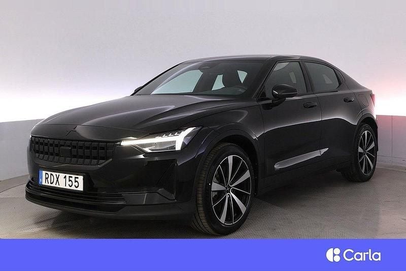 Svart Begagnad 2022 Polestar 2 Plus Sedan | 364 900 kr (Marknadspris) - Bild 1/4