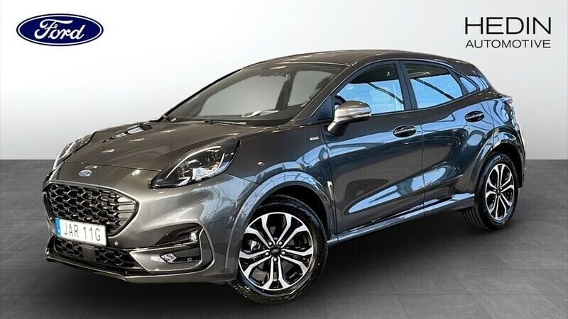 Grå (grey) Begagnad 2024 Ford Puma ST-Line SUV | 249 900 kr (Marknadspris) - Bild 1/4