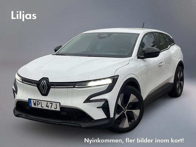 Vit Begagnad 2022 Renault Mégane IV Evolution Halvkombi | 249 000 kr (Lite dyr) - Bild 1/3