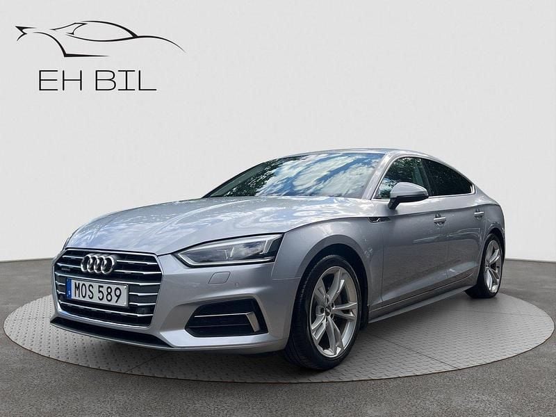 Silver Begagnad 2017 Audi A5 Sportback Halvkombi | 244 900 kr (Lite dyr) - Bild 1/4