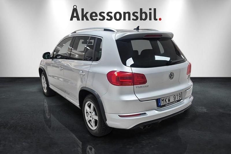 Begagnad VW Tiguan R-line 160 HK (117 kW) 2013 Silver SUV