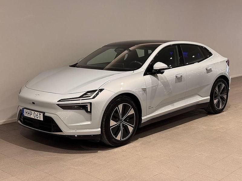 Silver Begagnad 2024 Polestar 4 Long Range Single Motor SUV | 619 900 kr (Marknadspris) - Bild 1/3