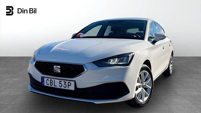 Vit Begagnad 2020 Seat Leon Style Halvkombi | 169 900 kr (Marknadspris) - Bild 1/4