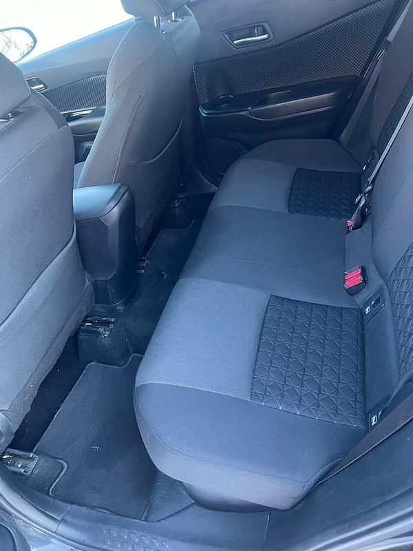 Begagnad Toyota C-HR 122 HK (89 kW) 2020 SUV