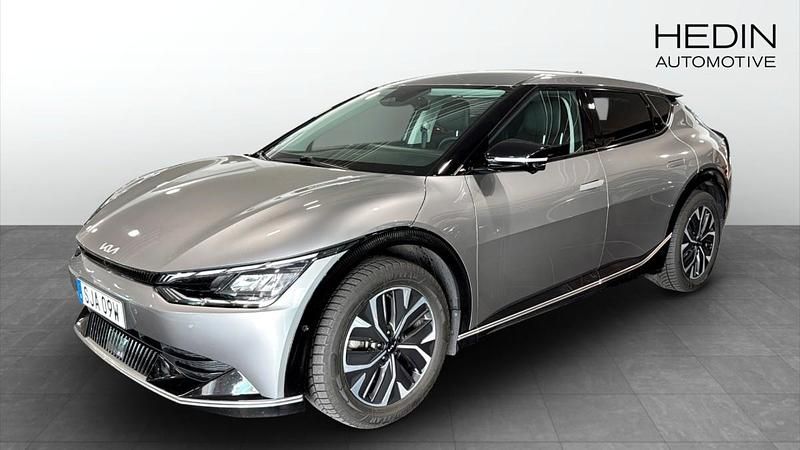 Grå metallic Begagnad 2022 Kia EV6 Plus SUV | 389 900 kr (Marknadspris) - Bild 1/4