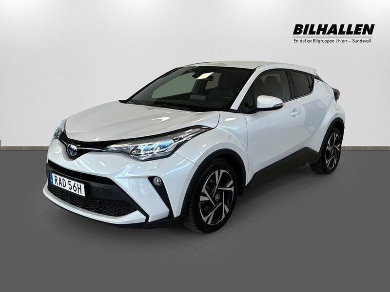 Vit Begagnad 2022 Toyota C-HR Edition SUV | 269 900 kr (Marknadspris) - Bild 1/3