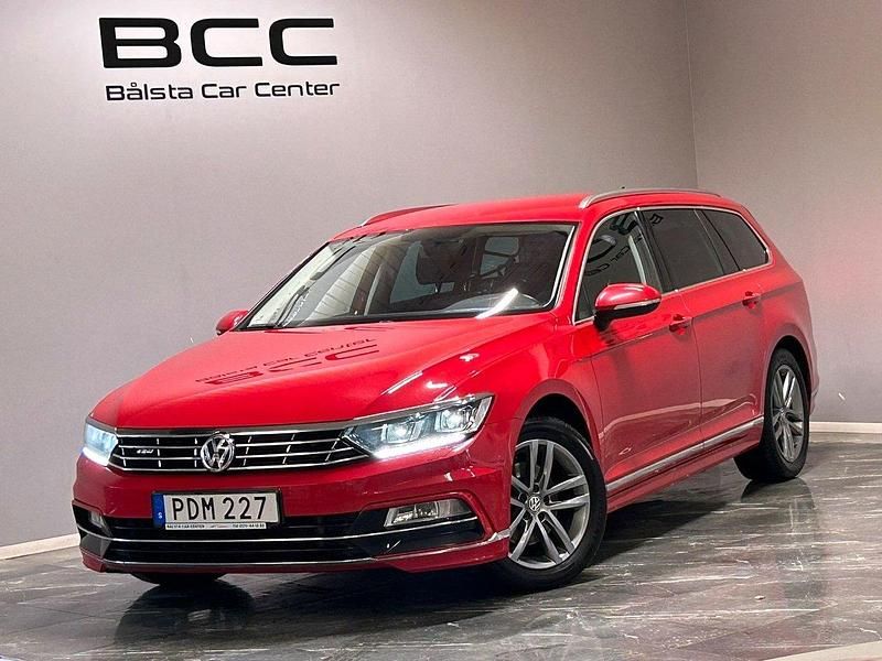 Röd Begagnad 2016 VW Passat R-line Kombi | 169 900 kr (Marknadspris) - Bild 1/3