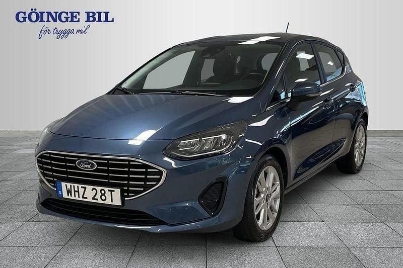 Blå Begagnad 2022 Ford Fiesta Titanium Halvkombi | 169 000 kr (Bra pris) - Bild 1/2
