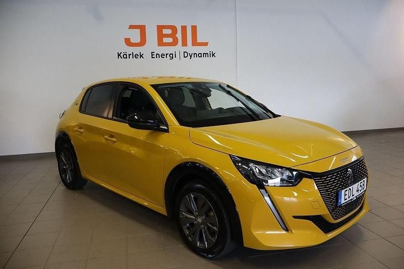 Gul Begagnad 2022 Peugeot e-208 Allure Halvkombi | 219 900 kr (Dyr) - Bild 1/4