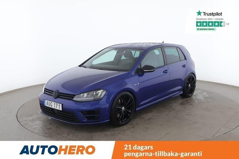 Blå Begagnad 2016 VW Golf VII R Sedan | 247 000 kr (Lite dyr) - Bild 1/4