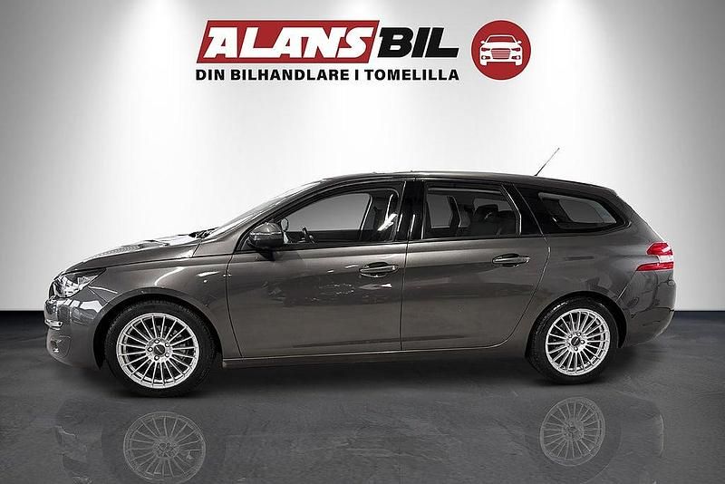 Begagnad Peugeot 308 SW 2015 Kombi