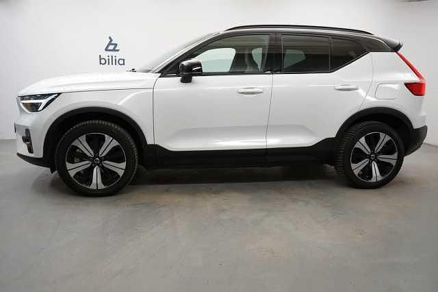 Begagnad Volvo XC40 Plus 185 kW (252 HK) 2022 Vit SUV